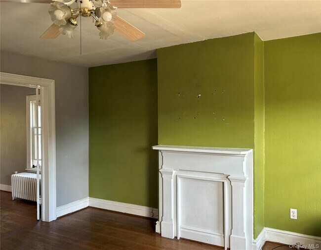 Foto del edificio - 7 Hudson Ave