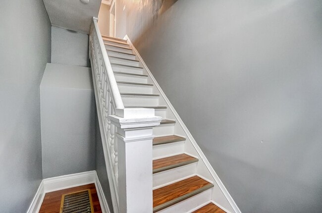 Foto del edificio - 1706 Sherman Ave