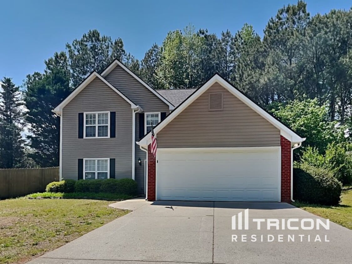 Foto principal - 7061 Saratoga Dr