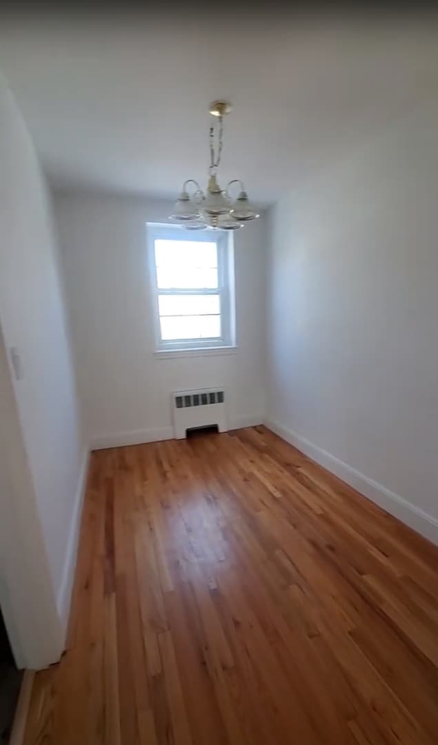Building Photo - Brighton 2-Bed with 2 Parking Spots Incl! ...