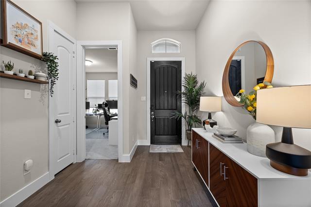 Foto del edificio - 2516 Briarbrook Dr