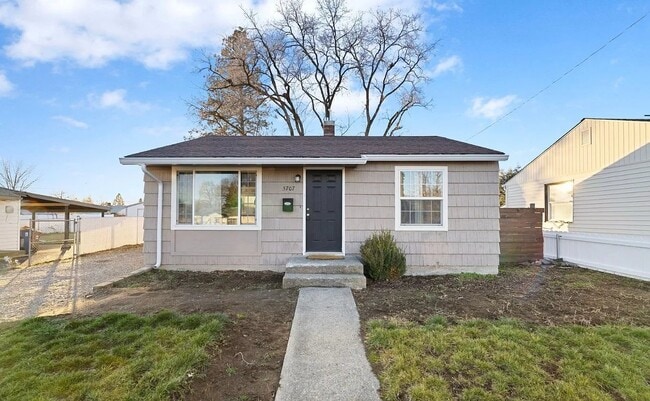 Building Photo - 5707 N Lindeke St