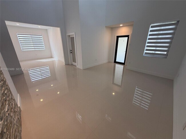 Foto del edificio - 107 SE 22nd Terrace