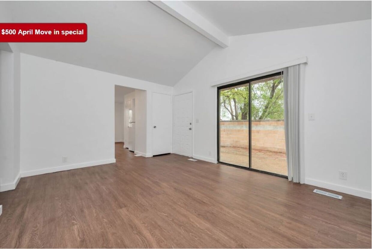 Newly Remodeled 2 Bed 1 Bath Duplex in West Valley - Newly Remodeled 2 Bed 1 Bath Duplex in West Valley