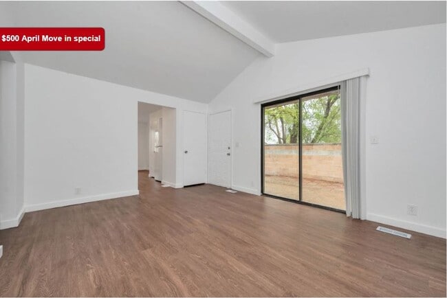 Newly Remodeled 2 Bed 1 Bath Duplex in West Valley - Newly Remodeled 2 Bed 1 Bath Duplex in West Valley Apartment