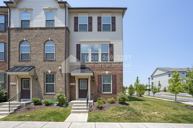 Foto del edificio - 7719 Duncannon Ln