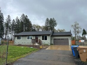 Building Photo - 1347 Brill Rd