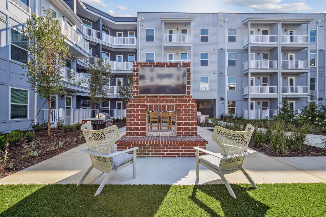 the-lacy-at-south-main-2652-s-main-st-kennesaw-ga-30144-apartments