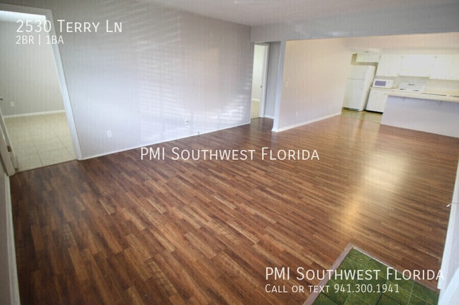 Building Photo - 2530 Terry Ln