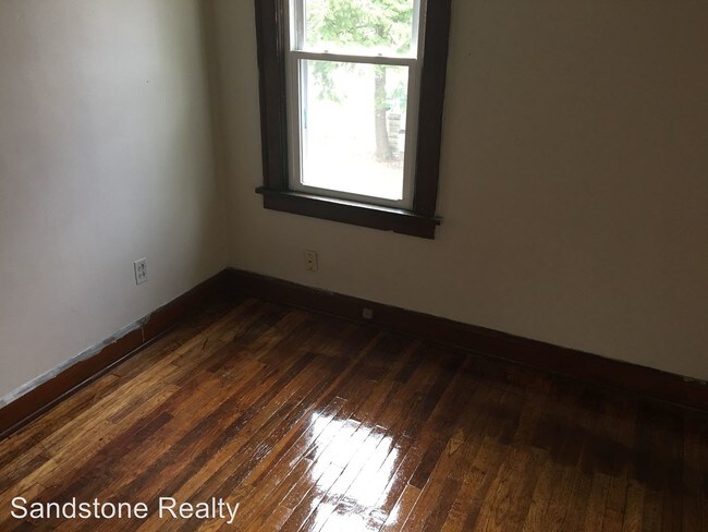 Building Photo - 1101 West Ave