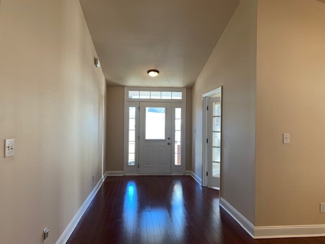 Foto del edificio - 157 Alderwood Dr