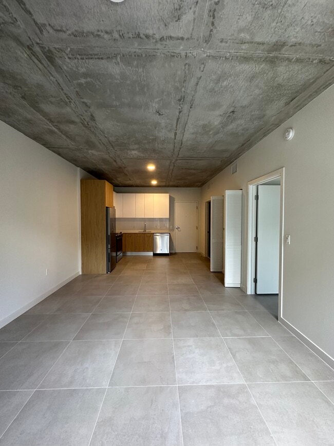 Building Photo - 320 NW 32nd St