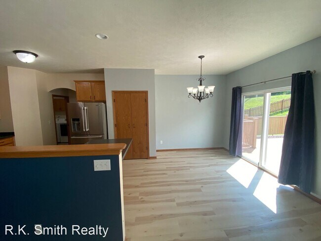 Building Photo - 4 br, 3 bath House - 877 Stonefield Drive