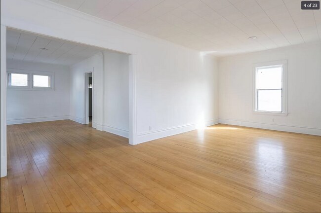 Foto del edificio - 3 Bedroom Home for Rent in Logan Park!