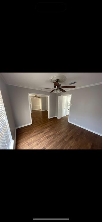 Foto del edificio - 5803 Pinewood Springs Dr