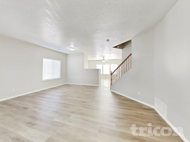 Foto del edificio - 5208 Clovis Ct NE