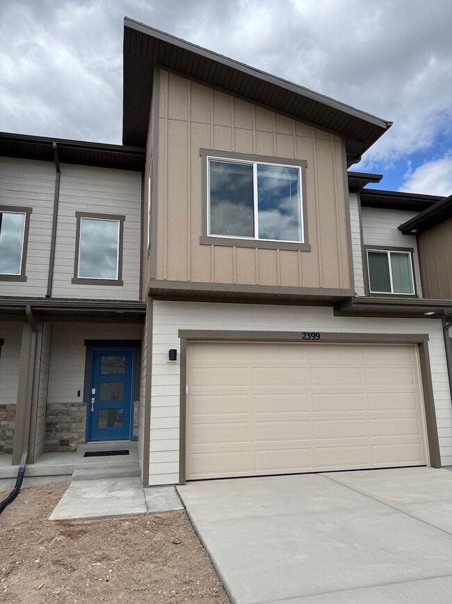 Building Photo - 2399 Wildwood Ln
