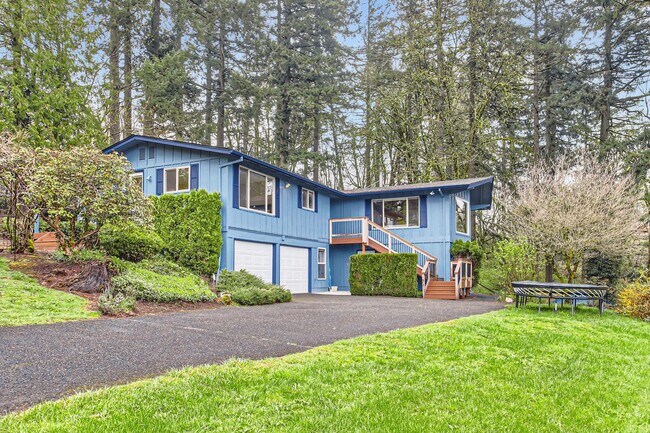 Building Photo - Single Family Home in West Linn with a Won...