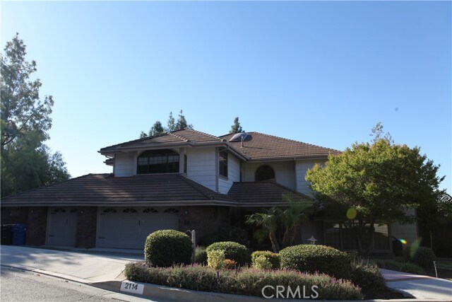 Foto principal - 2114 Meadowbrook Ln
