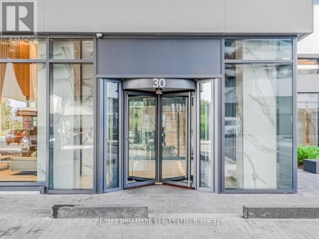 Photo du bâtiment - 30 Shore Breeze Dr