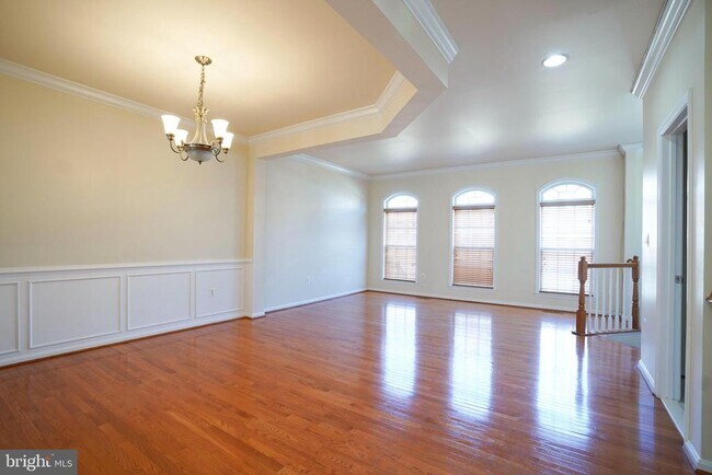 Foto del edificio - 5685 Faircloth Ct