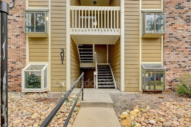 Building Photo - 3081 S Ursula Cir