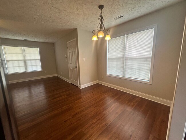 Foto del edificio - 450 Copper Creek Dr