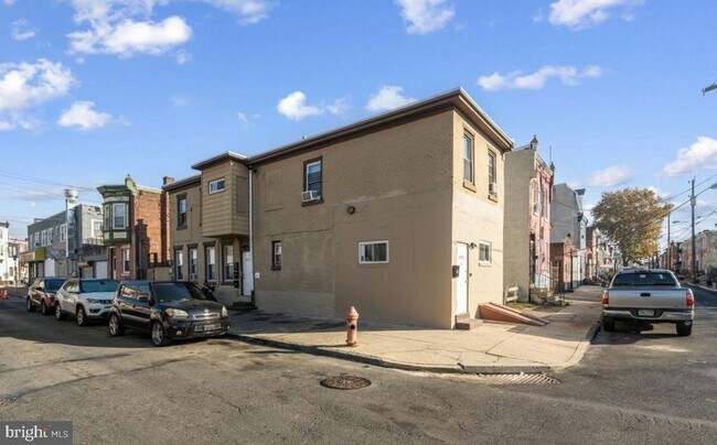 Foto del edificio - 4971 Kershaw St