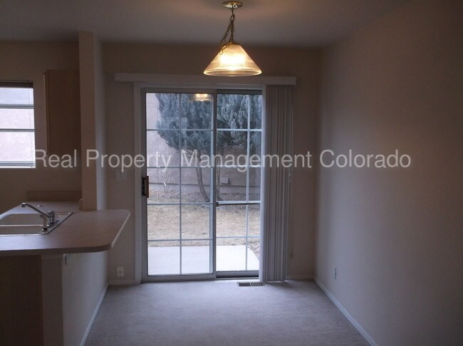 Building Photo - 6174 Colony Cir