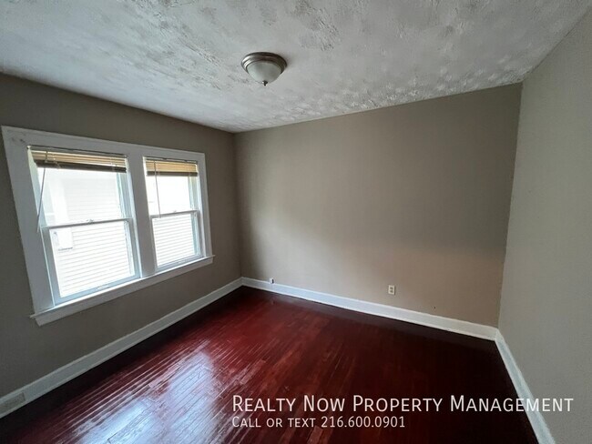 Foto del edificio - 3346 Desota Ave