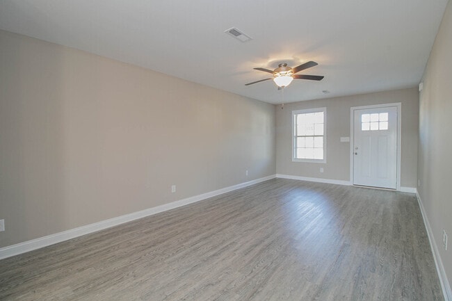 Foto del edificio - 4007 Ft Sumter Dr