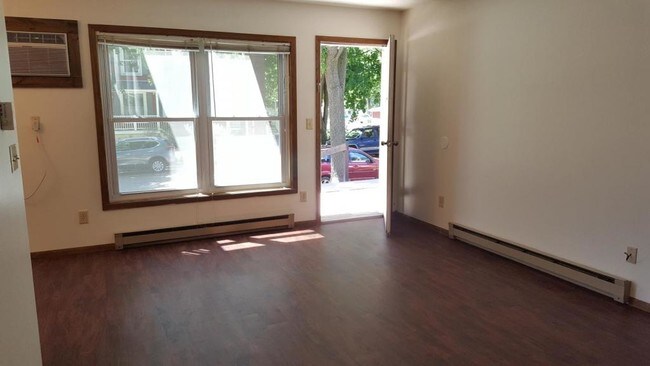 Building Photo - 102 Blake St