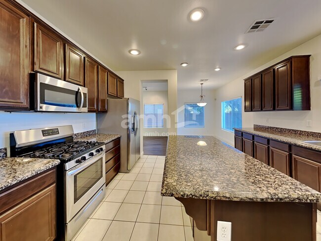 Building Photo - 2974 E Gables Vale Ct