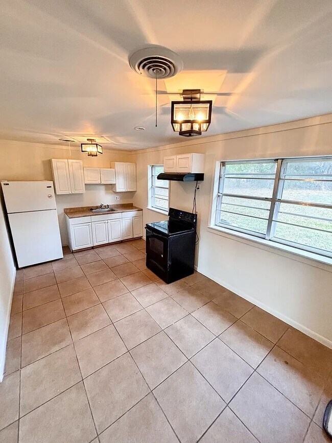 Foto del edificio - 301 Thacker Loop