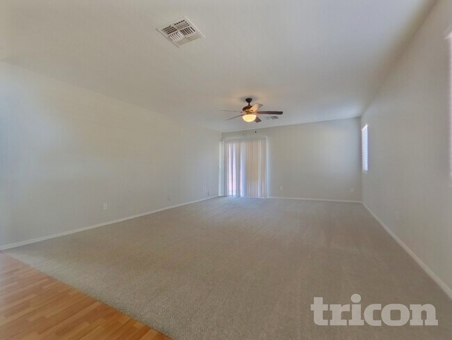 Building Photo - 7448 S Horizon Ct