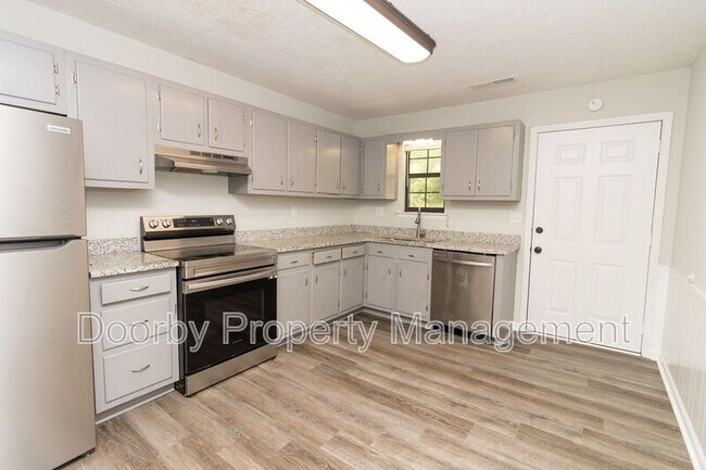 Foto del edificio - 1418 Baggett Rd