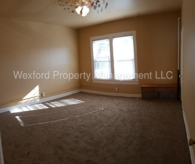Building Photo - 1148 Owen Pl NE