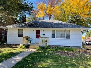 Building Photo - 121 S Governor St Building Photo - 121 S Governor St