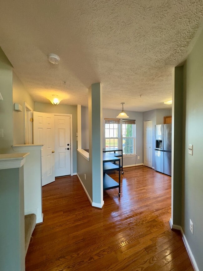 Building Photo - Charming 2 Bedroom/2.5 Bathroom Townhome in Aberdeen, MD!