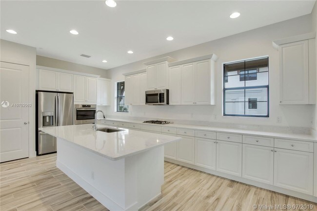 Foto del edificio - 5651 Hood Rd