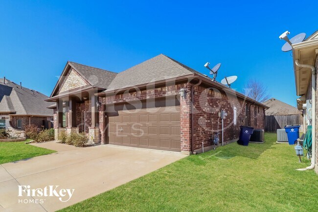 Foto del edificio - 1005 Destrehan Dr