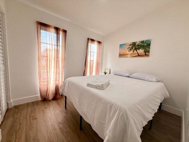 Foto del edificio - 2970 NW 187th St