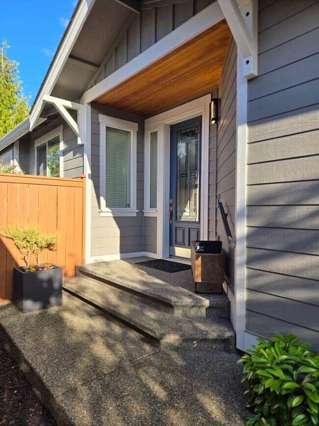 Foto del edificio - 4146 Bainbridge Ct NE
