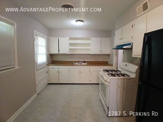 Building Photo - 1787 S Perkins Rd