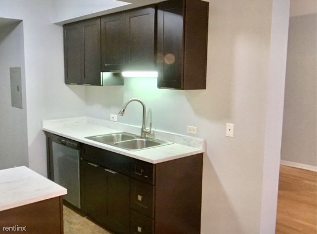 2 br, 2 bath - 4525 S Drexel Blvd Drexel - 2 br, 2 bath  - 4525 S Drexel Blvd Drexel