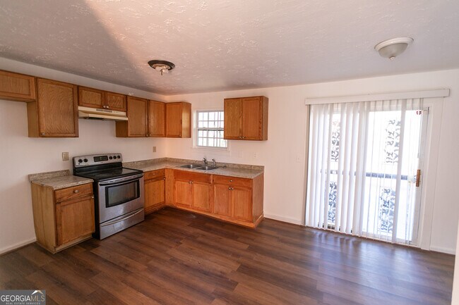 Foto del edificio - 2761 Rockdale Dr