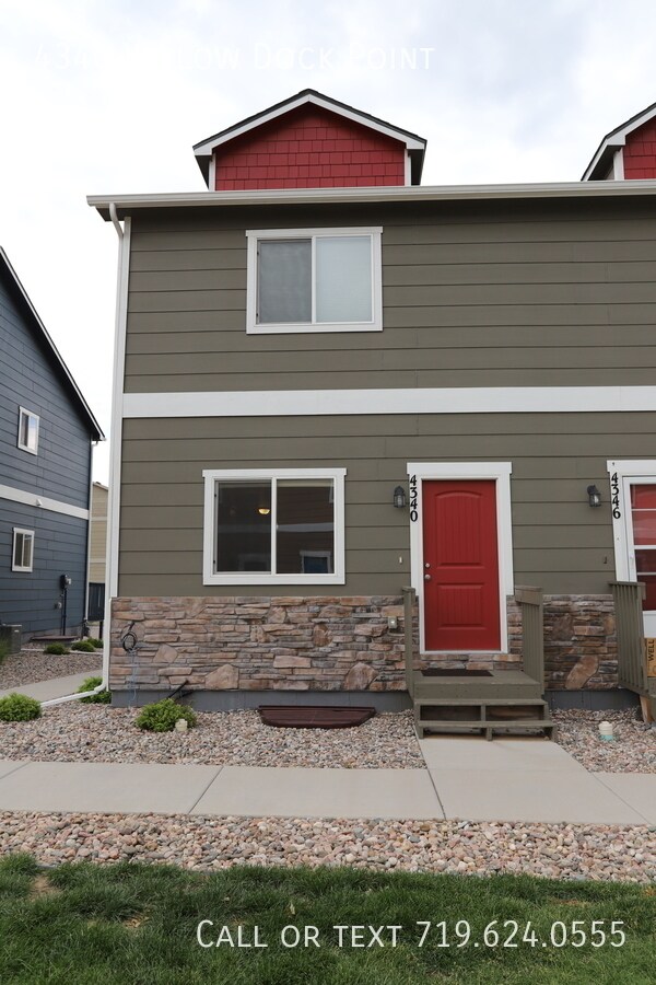 Foto del edificio - Spacious Townhouse