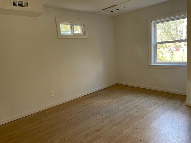 Dormitorio - 106 Wyldewood Rd