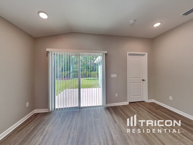 Foto del edificio - 470 Chandler Dr
