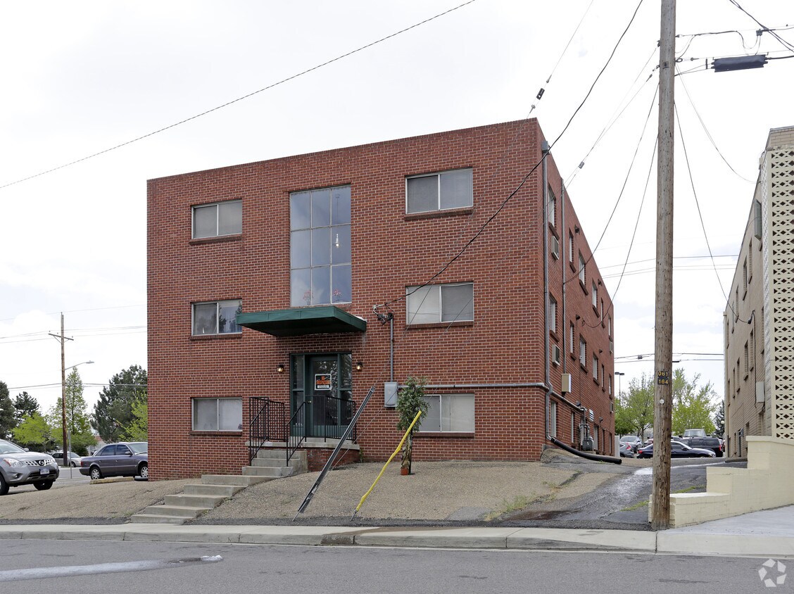 5550 S Sherman Cir, Littleton, CO 80121 Apartments in Littleton, CO